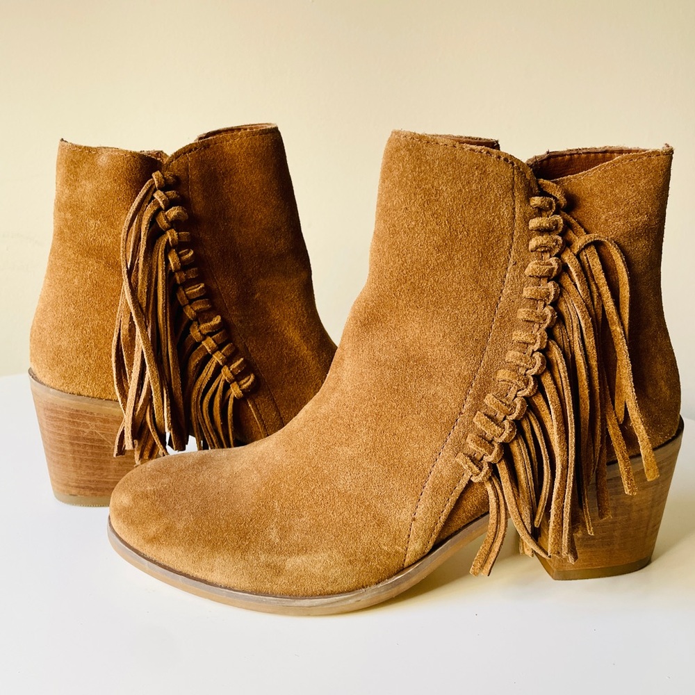 Kenneth Cole Reaction Brown Suede Fringe Booties